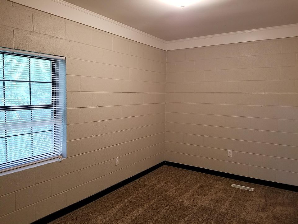 200 North Trigg 200 N Trigg Ave Gallatin TN Zillow