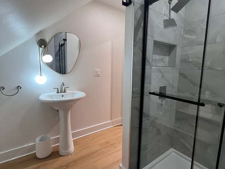 1642 Eddington Rd #3 — Photo 9