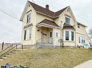 921 S 13th St #921A, Manitowoc, WI 54220