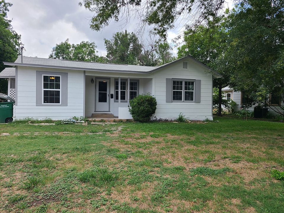 1st image of 223 Eureka Dr