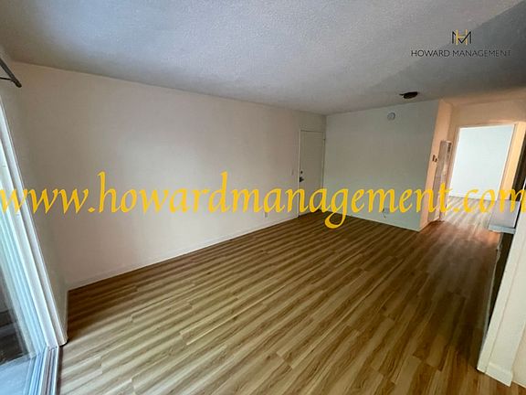 4th image of 5011 Stoney Creek Rd Unit 326
