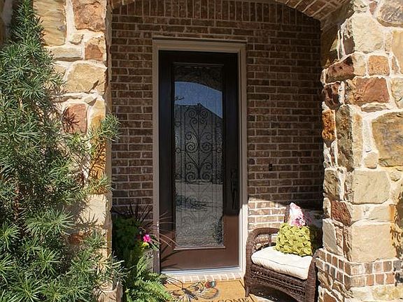 2nd image of 8621 Jefferson Way
