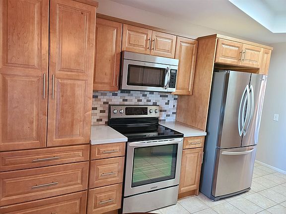 2nd image of 18410 N 108th Dr