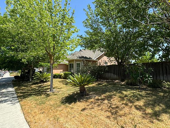 5th image of 4721 W Celeste Ave