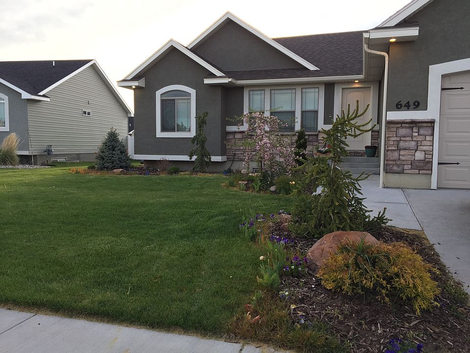649 Tanglewood Dr, Rexburg