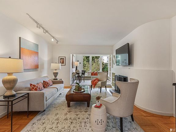 2nd image of 1880 Vallejo St APT 2