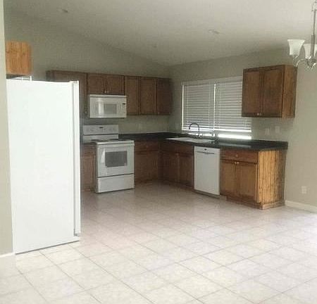 1_-_Full_Marketing_Photos-15