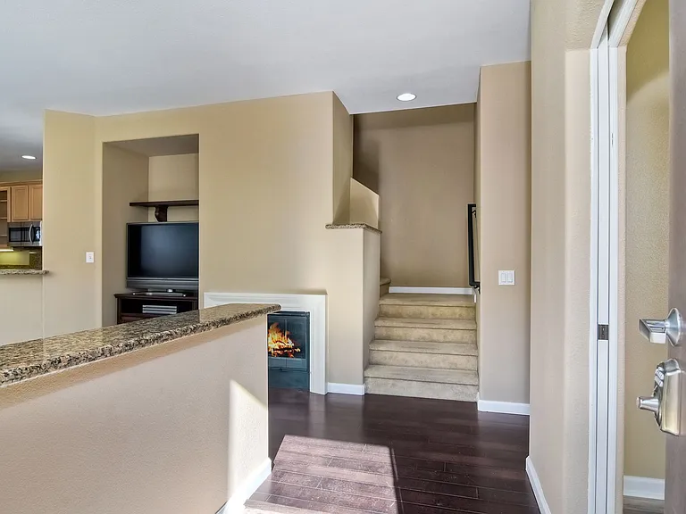 6349 Alexandri Cir — Photo 9