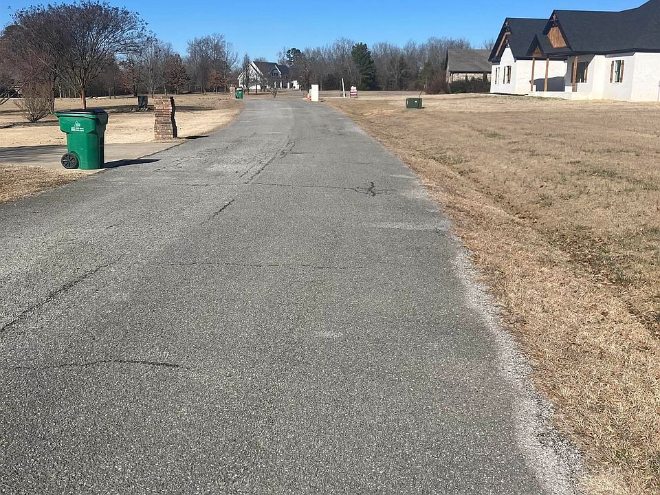 2nd image of 33 & 34 Emerald Ln