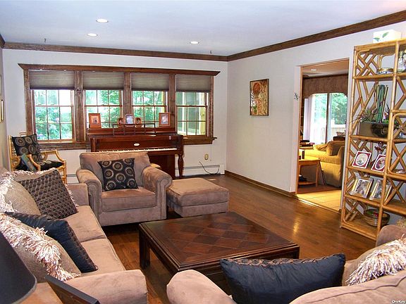 5th image of 71 Hastings Dr