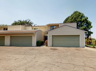 16 Westlake Dr NE, Albuquerque, NM 87112