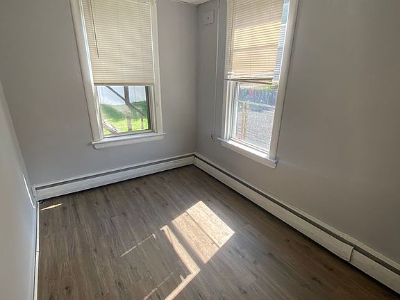 3rd image of 600 Folsom Ave Floor 1