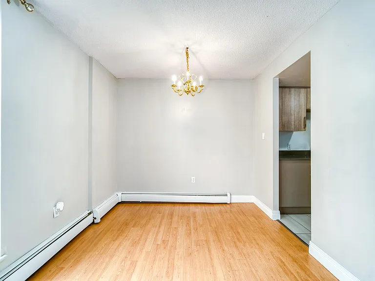 1157 Tower Rd — Photo 27