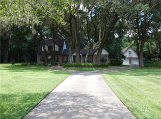 36805 Waterfall Dr, Dade City, FL 33525