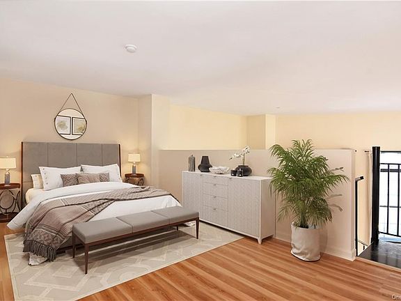 5th image of 92 Main St APT 208