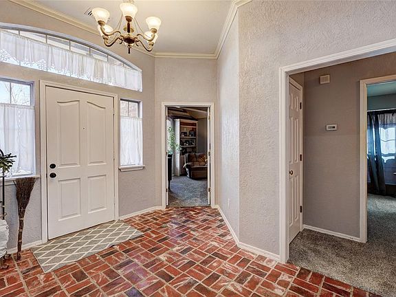 5th image of 15701 Hyde Parke Dr