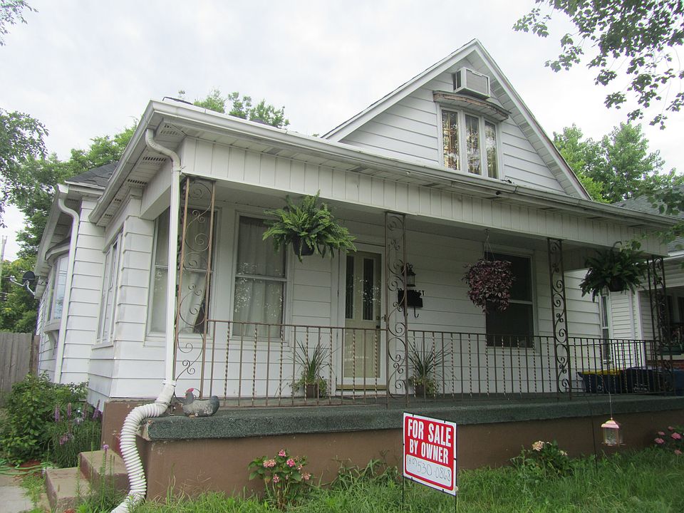 1st image of 104 N 21st St