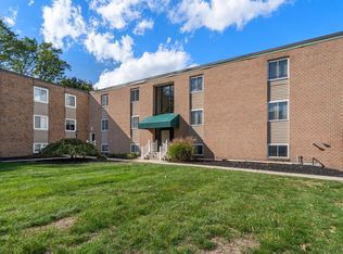 Albion Condominium, Lincoln, RI 02864