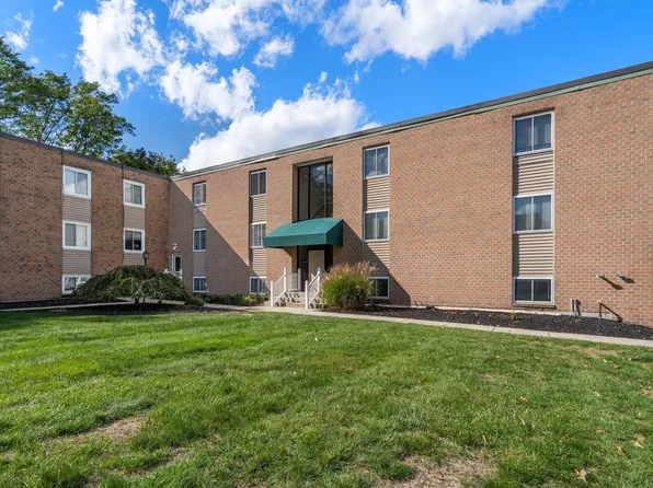 2 Main St #18, Lincoln, RI 02864