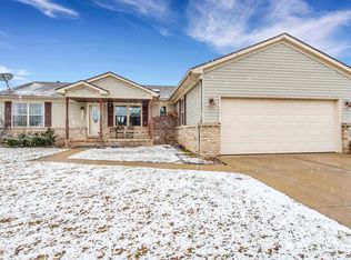21763 Cherry Blossom Ct, Macomb, MI 48044