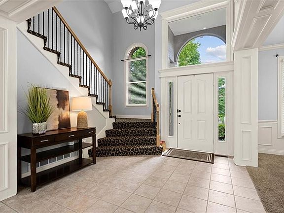 3rd image of 9021 W 143rd Pl