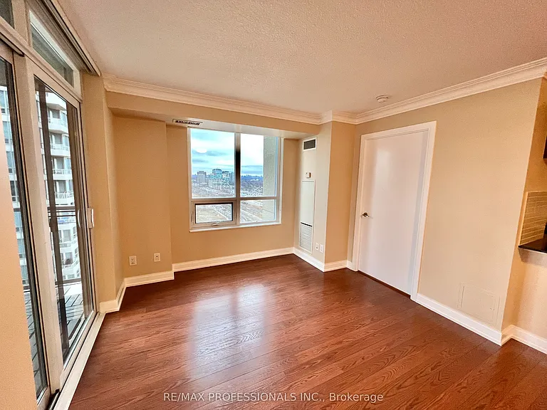 25 Viking Ln #1548 — Photo 4