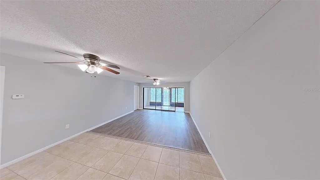2 bed, 2.0 bath, 1343 sqft, $1,395 — Photo 4