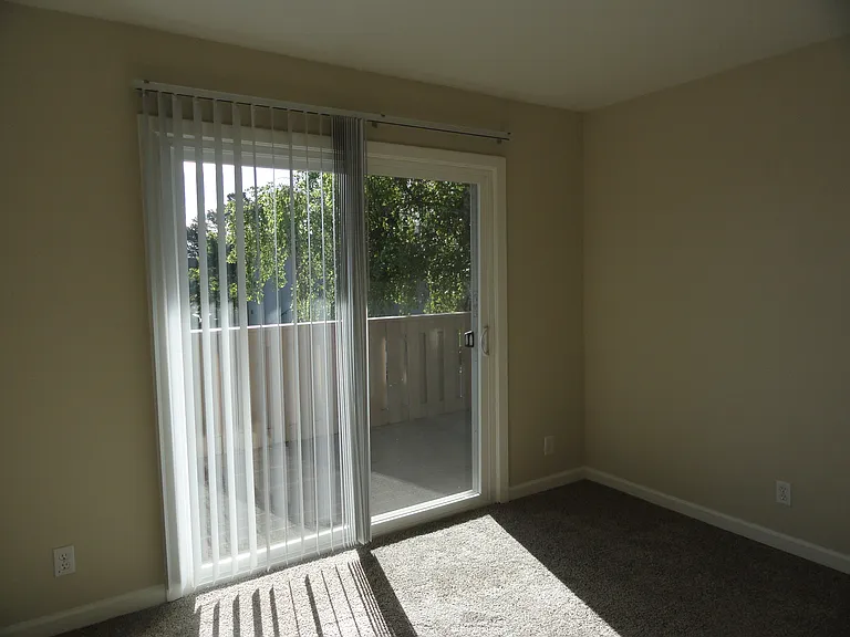 Marin Royal Apartments LLC — Photo 46