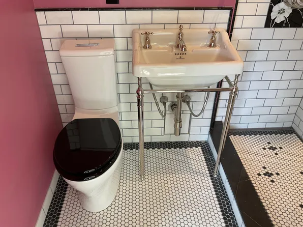 191 Clinton Street image 28 of 30