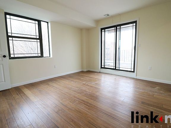 2nd image of 1760 Gleason Ave #3L