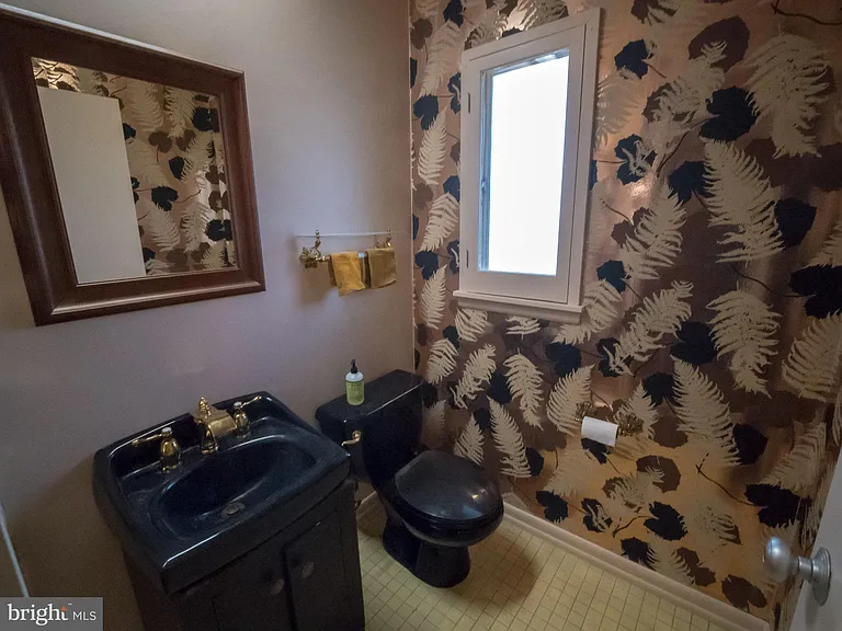 4313 Woodlark Dr — Photo 9