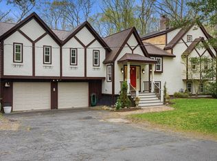 47 Tanglewood Dr, Scituate, MA 02066