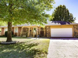 1807 SE 42nd St, Topeka, KS 66609