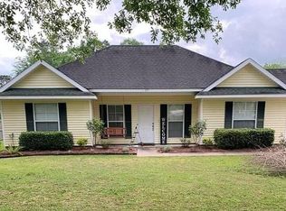 859 Smith Rd, Lake Charles, LA 70611