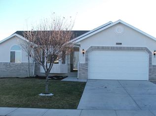 5339 W Shaggy Peak Dr, Riverton, UT 84096