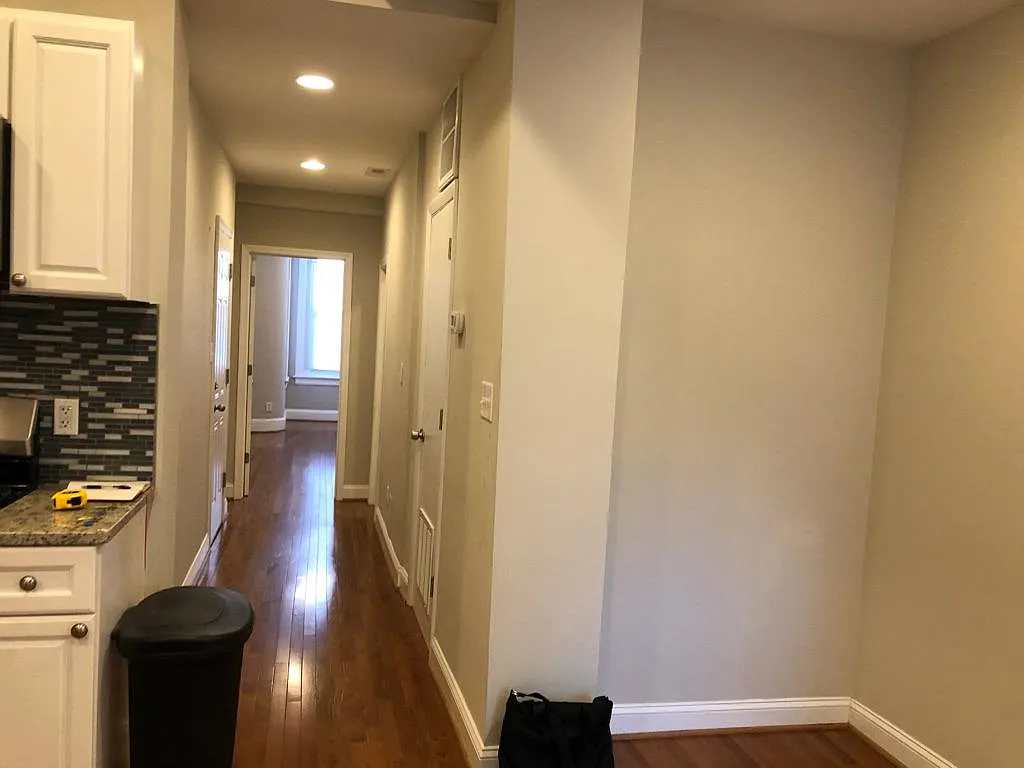 2 bed, 1000 sqft, $2,136 — Photo 4