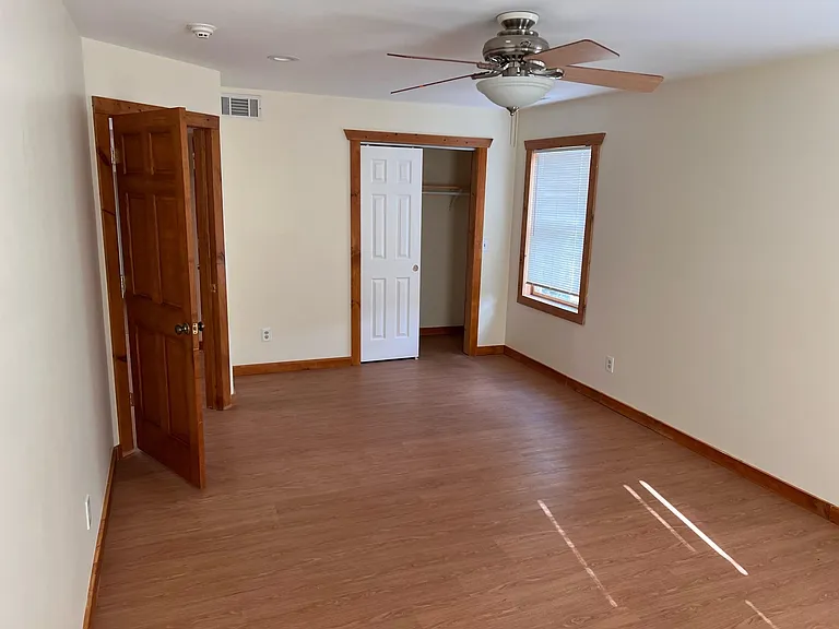 1072 Green Pond Rd #1 — Photo 16