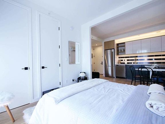 5th image of 2290 Atlantic Ave #3E