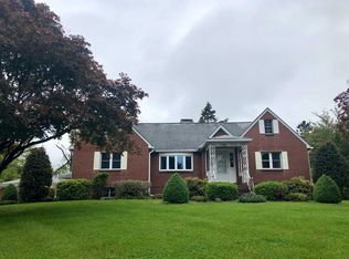 100 Old Castle Point Rd, Wappingers Falls, NY 12590