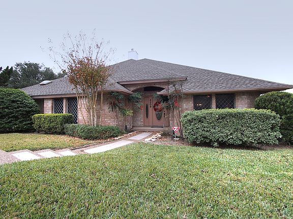 2nd image of 4209 Spring Creek Dr
