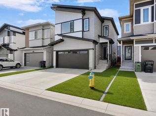19703 29th Ave NW, Edmonton, AB T6M 0W8