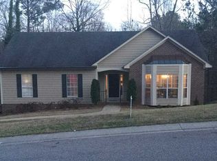 529 Fieldstone Dr, Helena, AL 35080