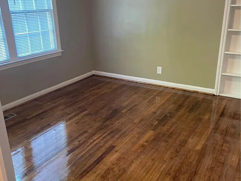 2332 Gurley Dr — Photo 7