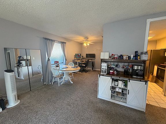 5th image of 407 Roundtree Ct