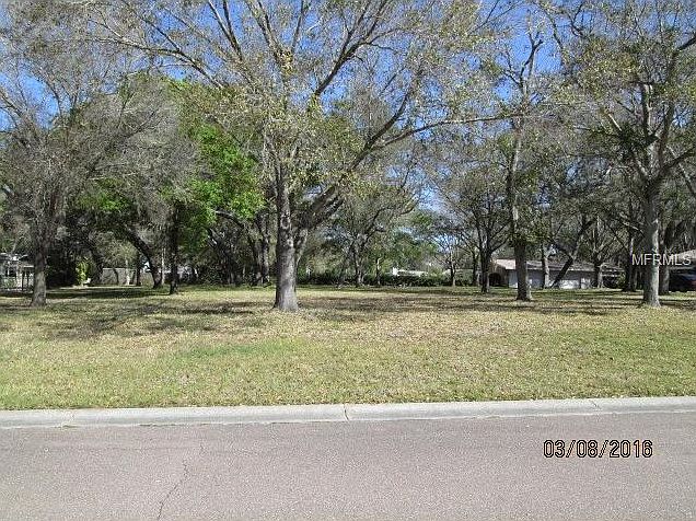 1st image of Royal Oak Pl E