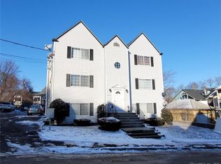 21 3rd St #5B, Waterbury, CT 06708