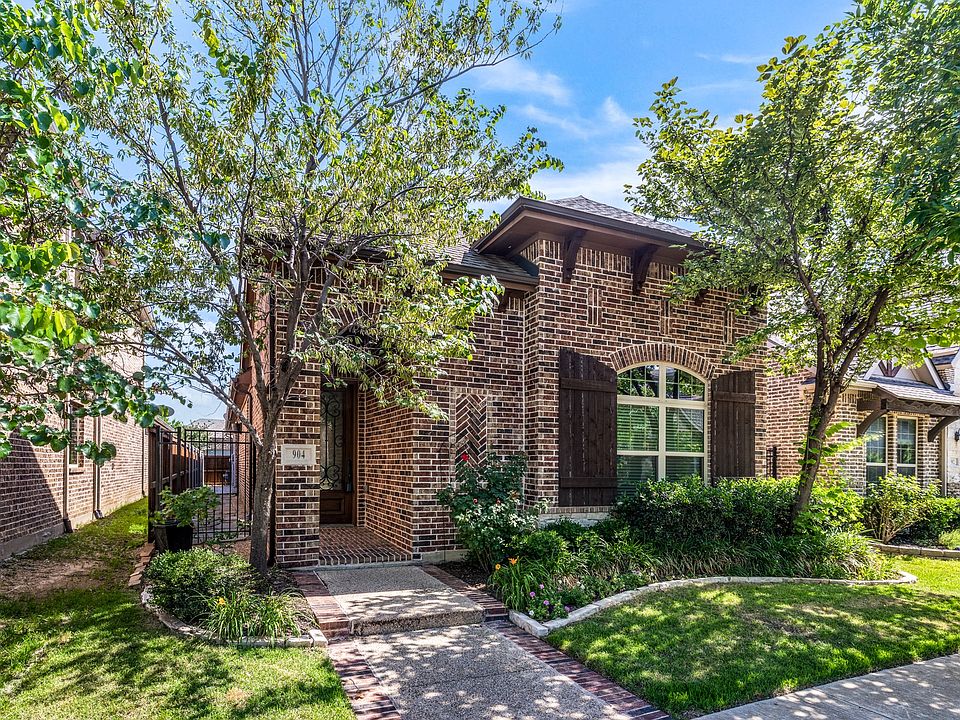 1st image of 904 Enchanted Wood Dr