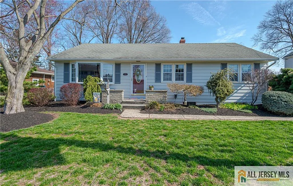 214 Vesper Ave photo 1