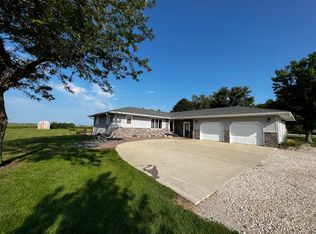 4611 580th Ave, West Bend, IA 50597