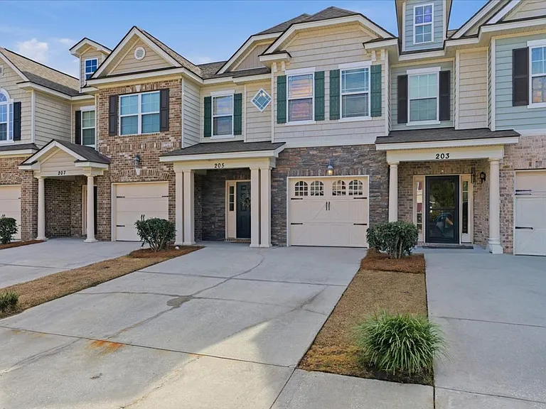 205 Durham Park Way — Photo 2